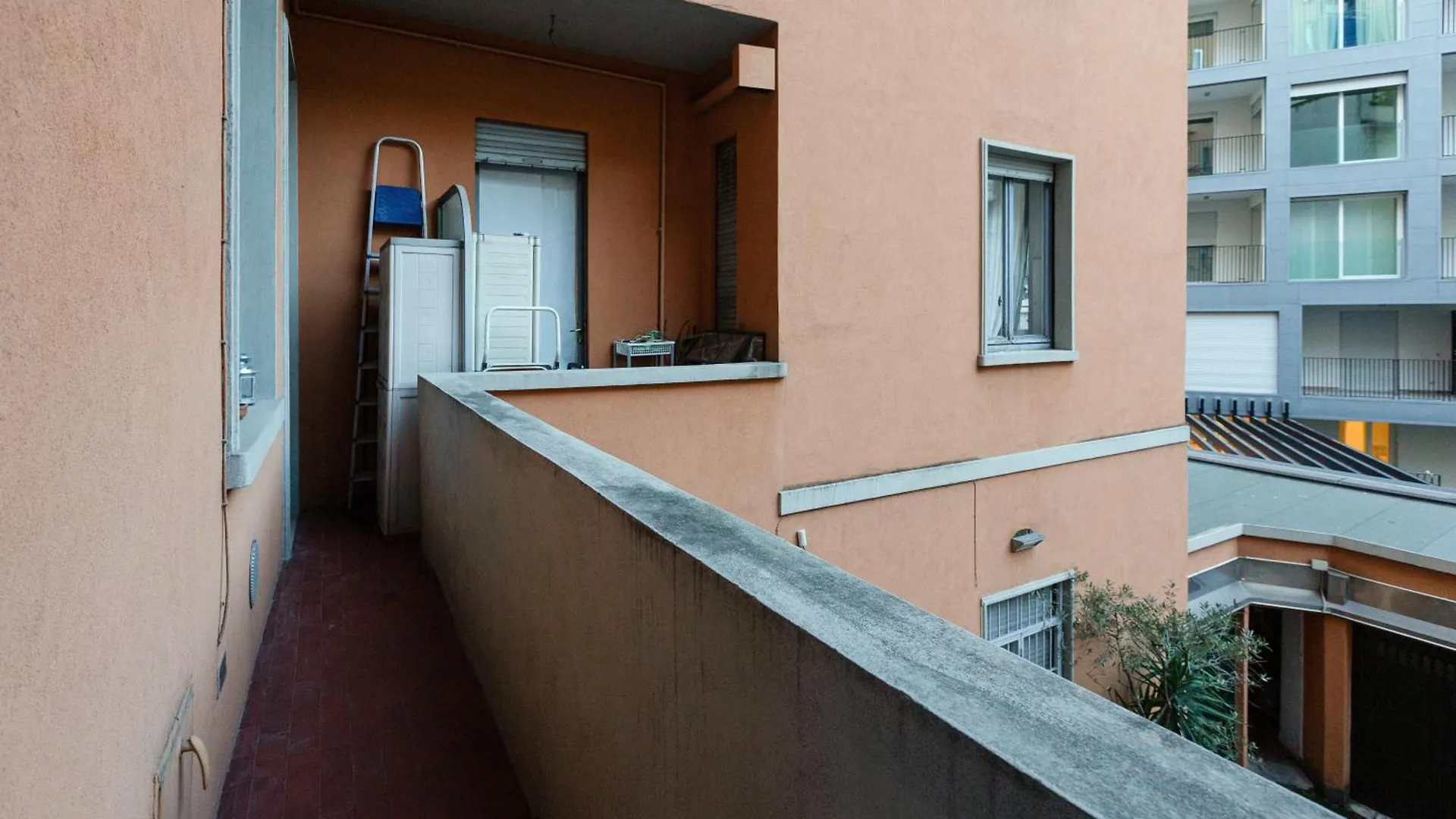 Apartament Milano Cosy Apt With Balcony Włochy